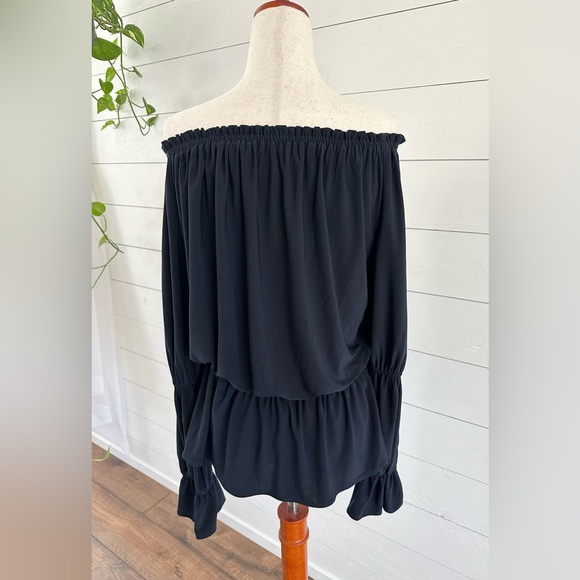 NWT!  BOSTON PROPER OFF THE SHOULDER BLACK EMBROIDERED TOP. SIZE MEDIUM - Picture 4 of 9